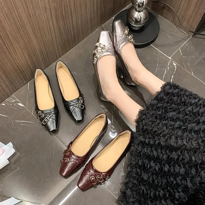 

Coarse Heeled Small Leather Shoes for Women 2025 New Autumn Vintage Versatile French Solid Color High Heels Mary Jane Shoes