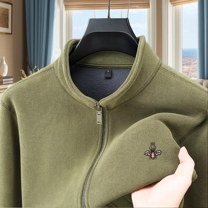 

High end luxury autumn and winter limited edition new velvet warm zipper cardigan men fashionable embroidered comfortable jacket