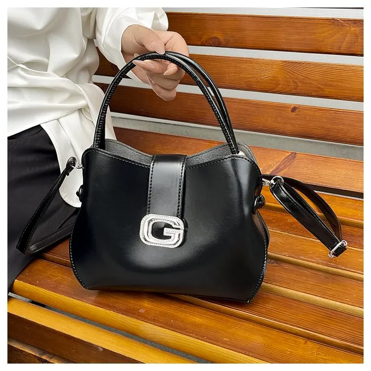 

Новая простая и модная маленькая сумочка, женская сумка контрастного цвета, дизайнерская сумка-мессенджер Li, портативный багаж