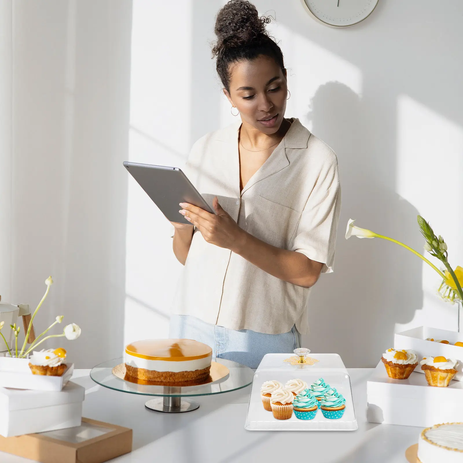 

Multi-Function Food Cover Clear Reusable Cake Lid for Desserts Cakes Butter Protection Transparent Storage for Home and