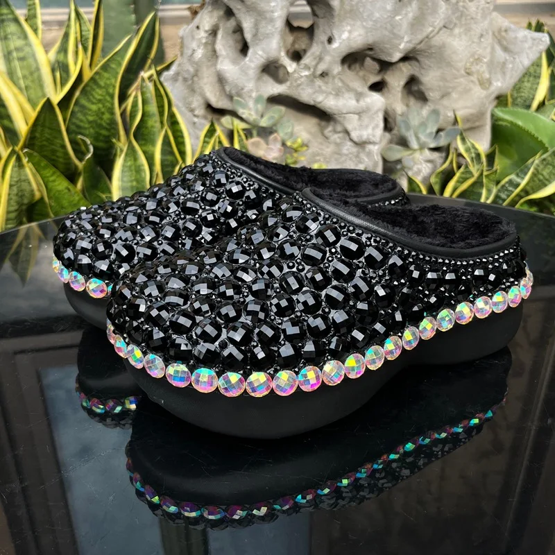 New Velvet, Thickened Warm and Waterproof Men's and Women's Same Hole Cotton Shoes, Purely Handmade Diamond-encrusted Home Tows