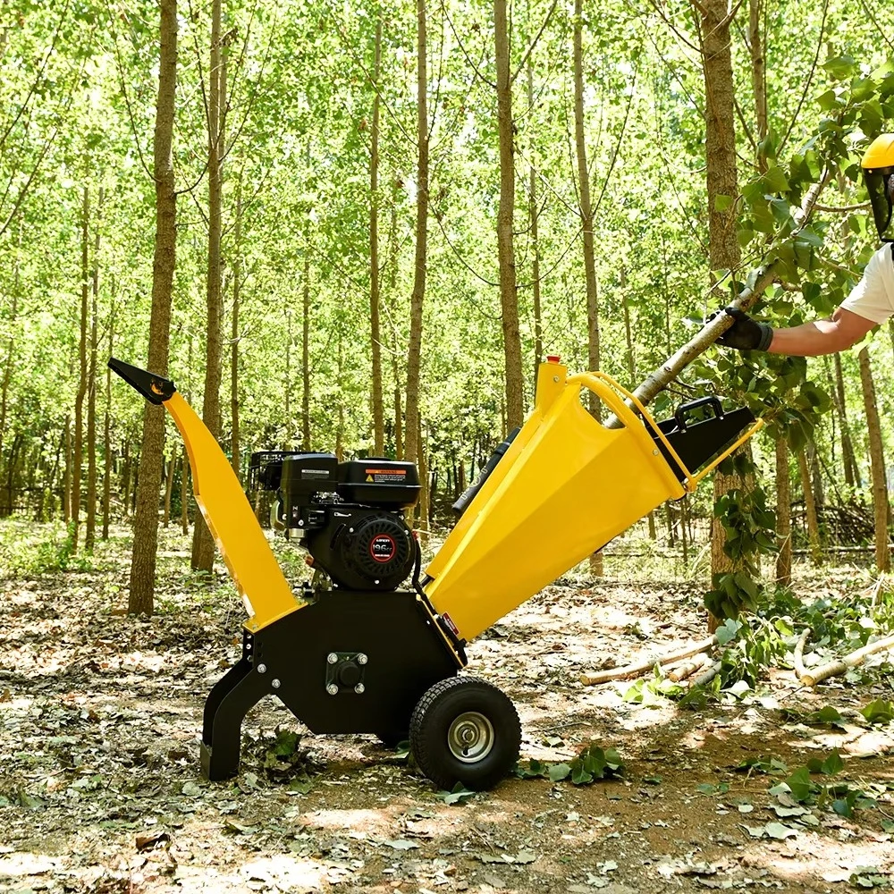 AUSTTER Small Firewood Processor  7HP Towable & CE Approved Petrol Powered Mini Wood Chipper Shredder for Grinding Branches