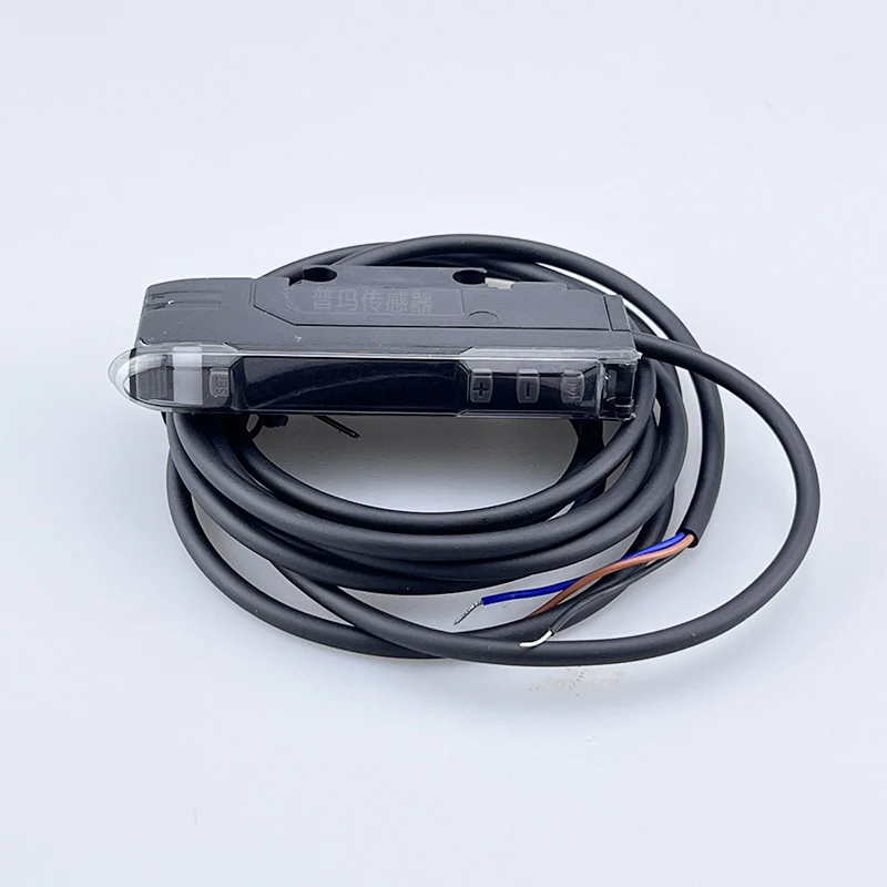 Long-distance high-speed optical fiber amplifier optical fiber sensor detection and positioning photoelectric switch