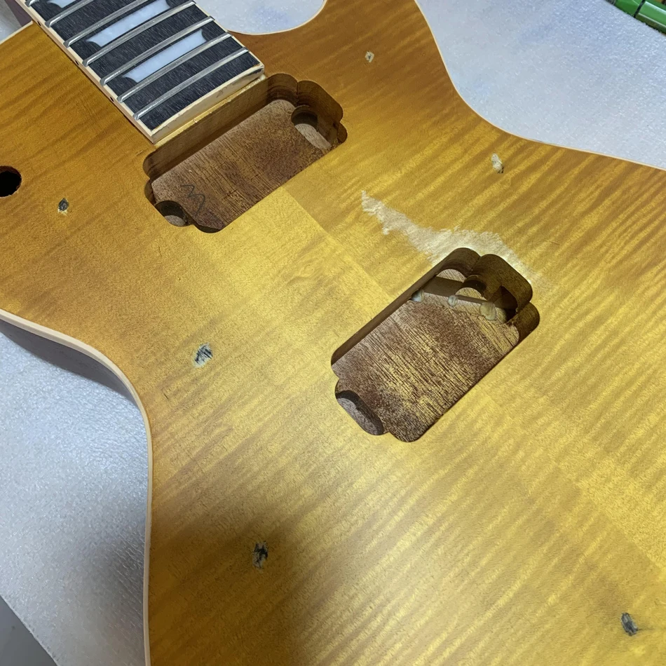 Electric guitar ruins treatment, no hardware installed, can be manually DIY