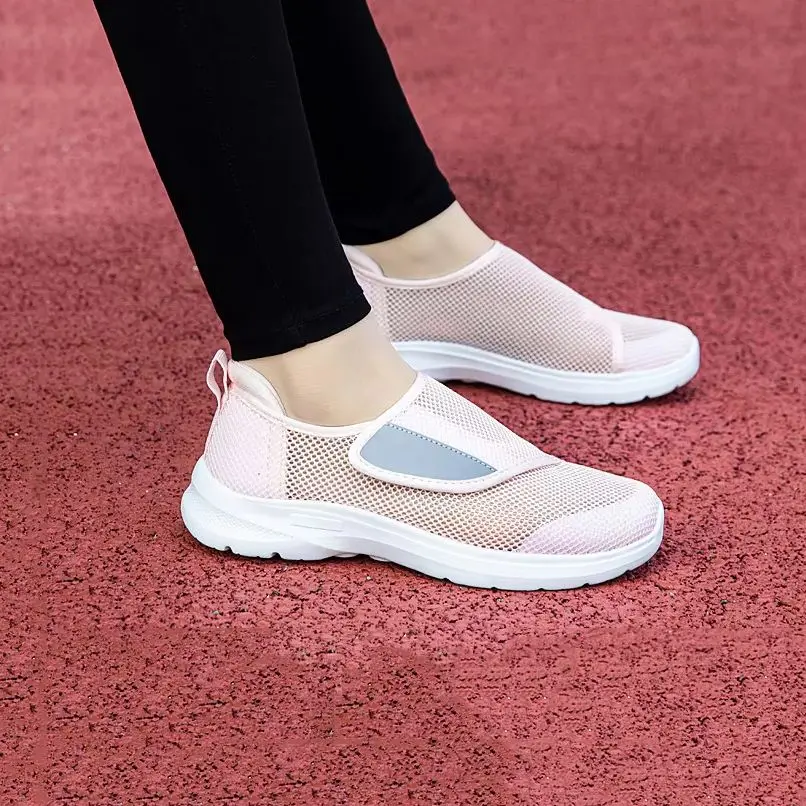 Velcro breathable mesh sports shoes wide feet thick instep Men's women's autumn sports shoes soft soled walking shoes 2026 new