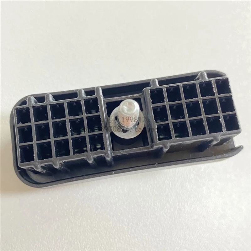 ปลั๊กเชื่อมต่ออัตโนมัติ 15492542 แบบ 30 ขา ตัวเมีย พร้อมปลอกหุ้ม