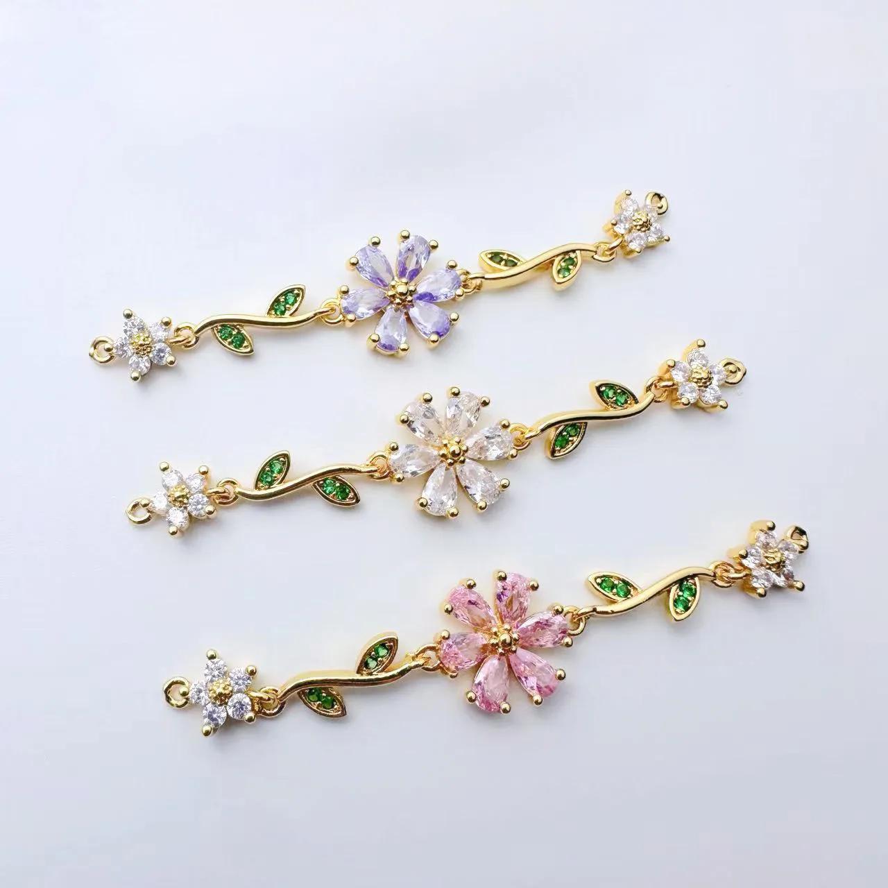 

10pcs/ Bag Delicate 12*60mm Colorful Zircon Long Branch Charm Dangle Gold Plated Flower Pendant for Diy Jewelry Accessories