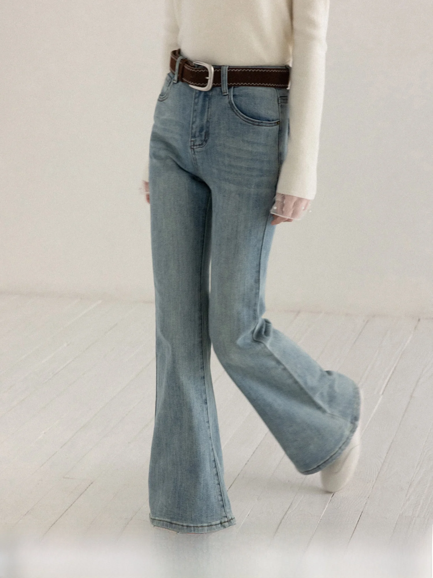 

Slimming High Waist Blue Denim Jeans Women's Spring Versatile Bell Bottoms Casual Elastic Processing Zipper Closure Breathabl...