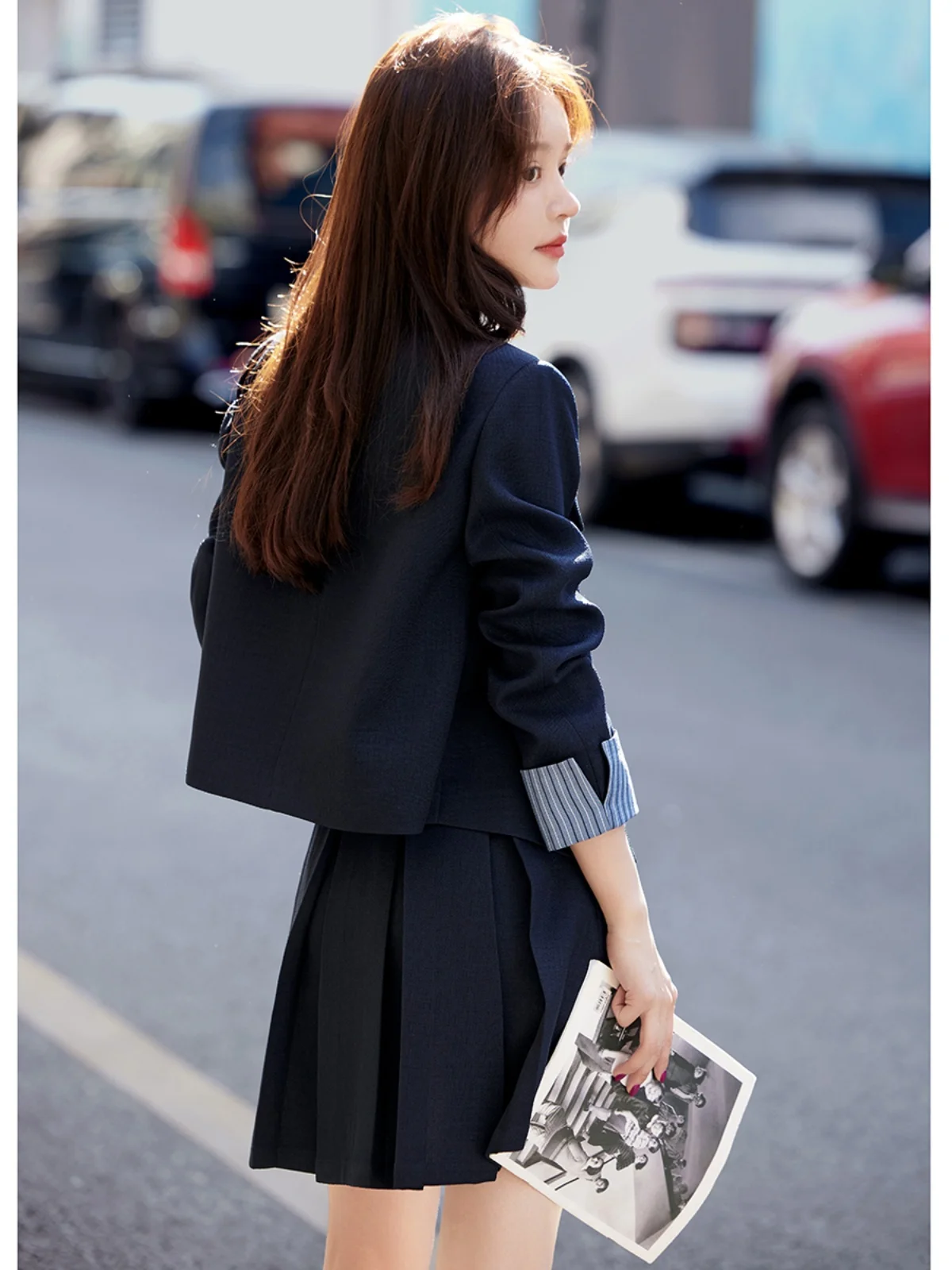 

Faionable Small Fraance Sle Two-Piece Set Spring New Arrival Women's irt Collar Pleated Skirt Set Age-Defng