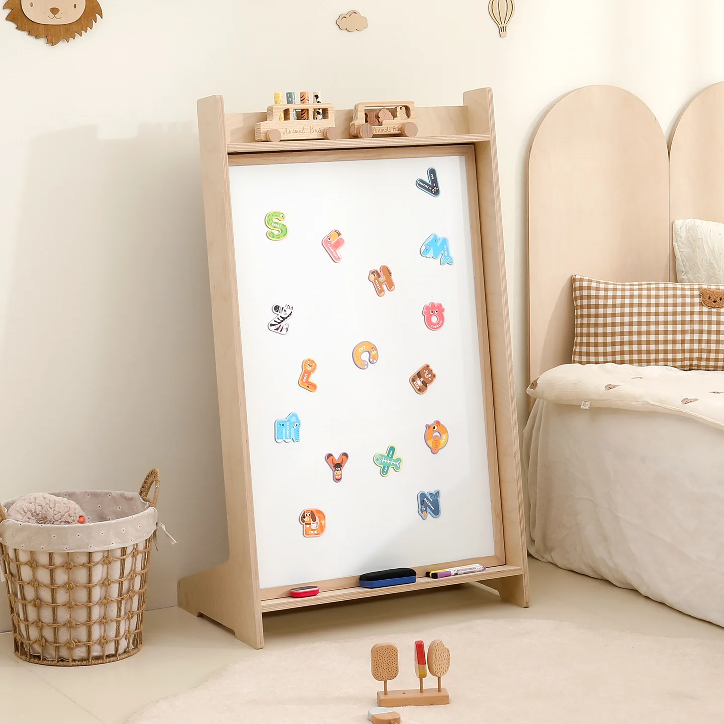 Children's drawing Magnetic double sided blackboard Household erasable solid wood bracket type floor to ceiling