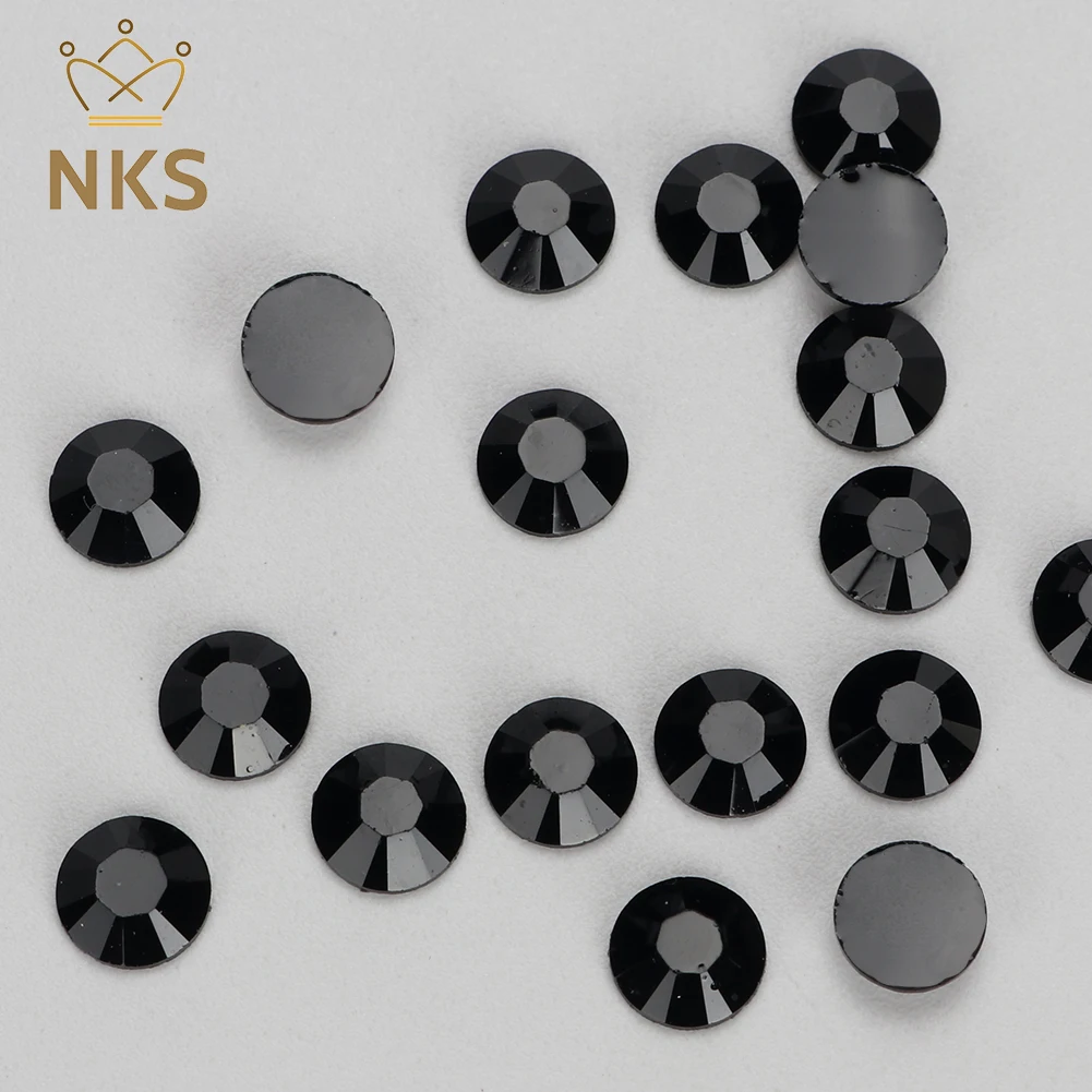 NKS di alta qualità nero 2/3/4/5/6mm argento Flatback Non Hotfix cristalli Nail Art resina strass per Nail Art