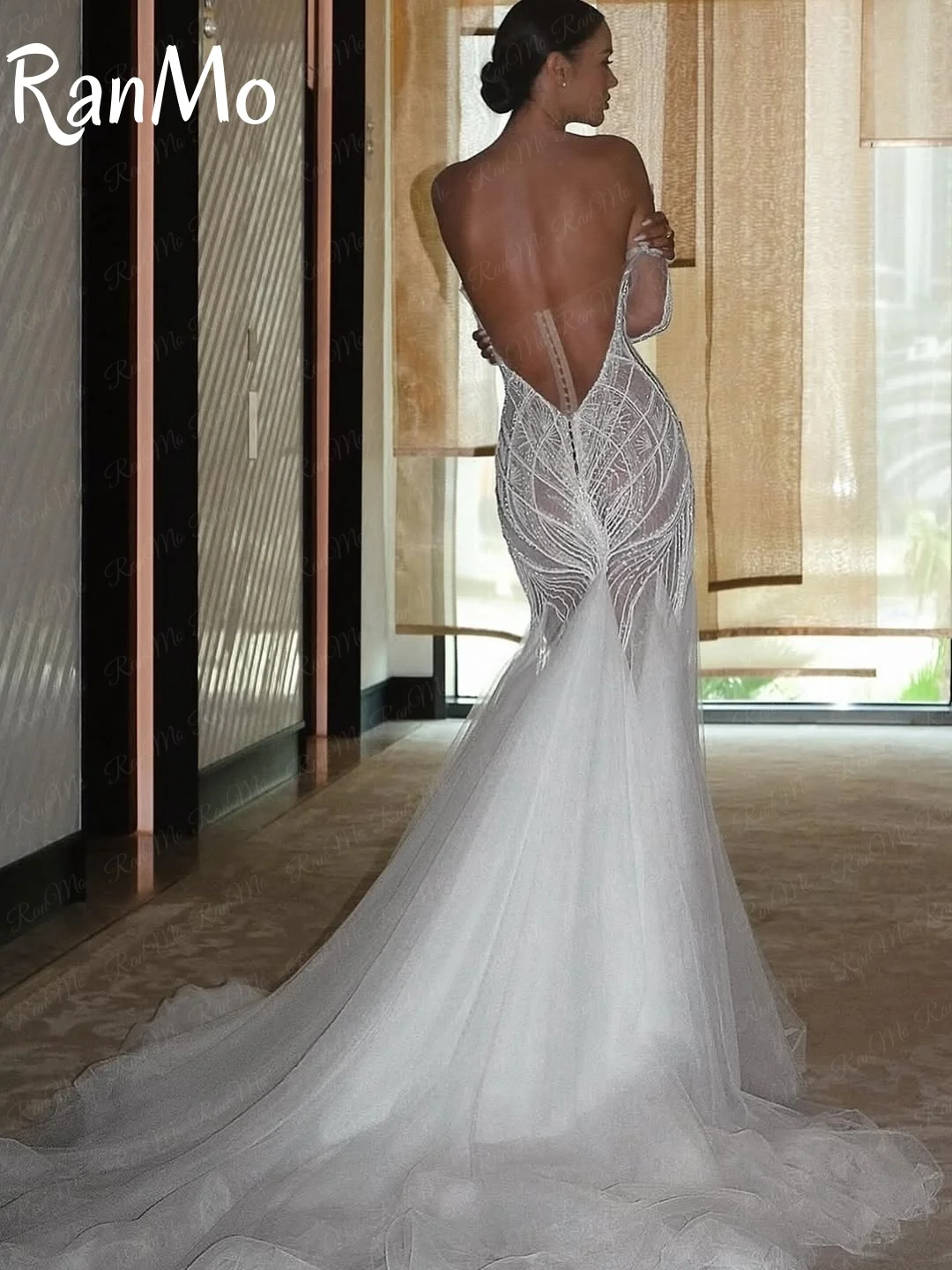 Ranmo Nuovo abito da sposa a sirena in tulle di pizzo personalizzato con spalle scoperte manica lunga scollo a cuore illusione abito da sposa sexy sul retro