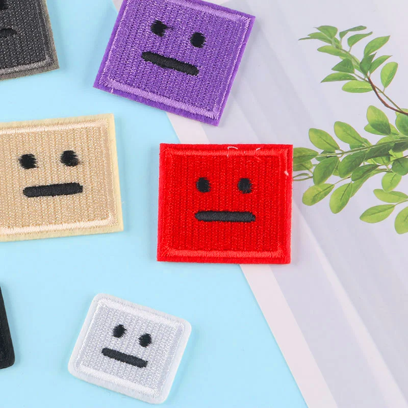 10pc Patch Hat Badge Children's Clothing Accessories Animal Embroidery Cloth Patch Embroidery Badge Smiling Face Wholesale