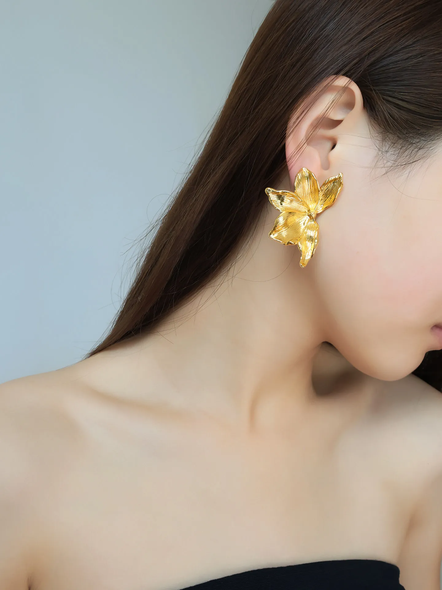 

Retro large flower earrings stylish accessories for women PLANT leaf Classic Versatile Jewelry