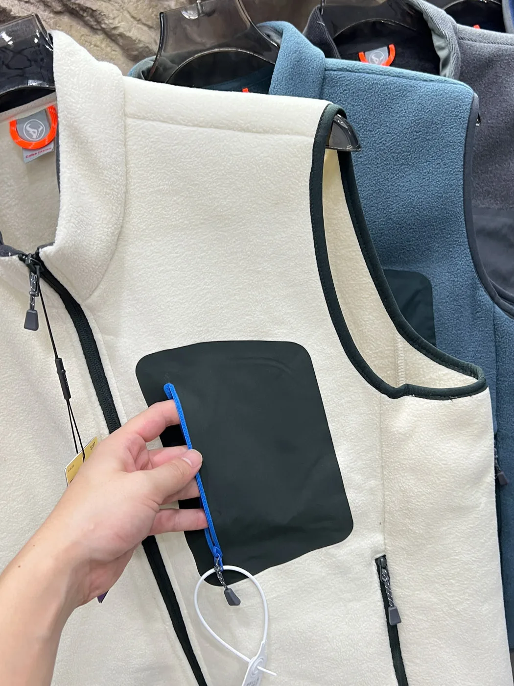 Functionality Style! Heat Retention Fleece Vest! Skin-friendly Breathable! Quick Dry Couple Sweater for Autumn And Winter