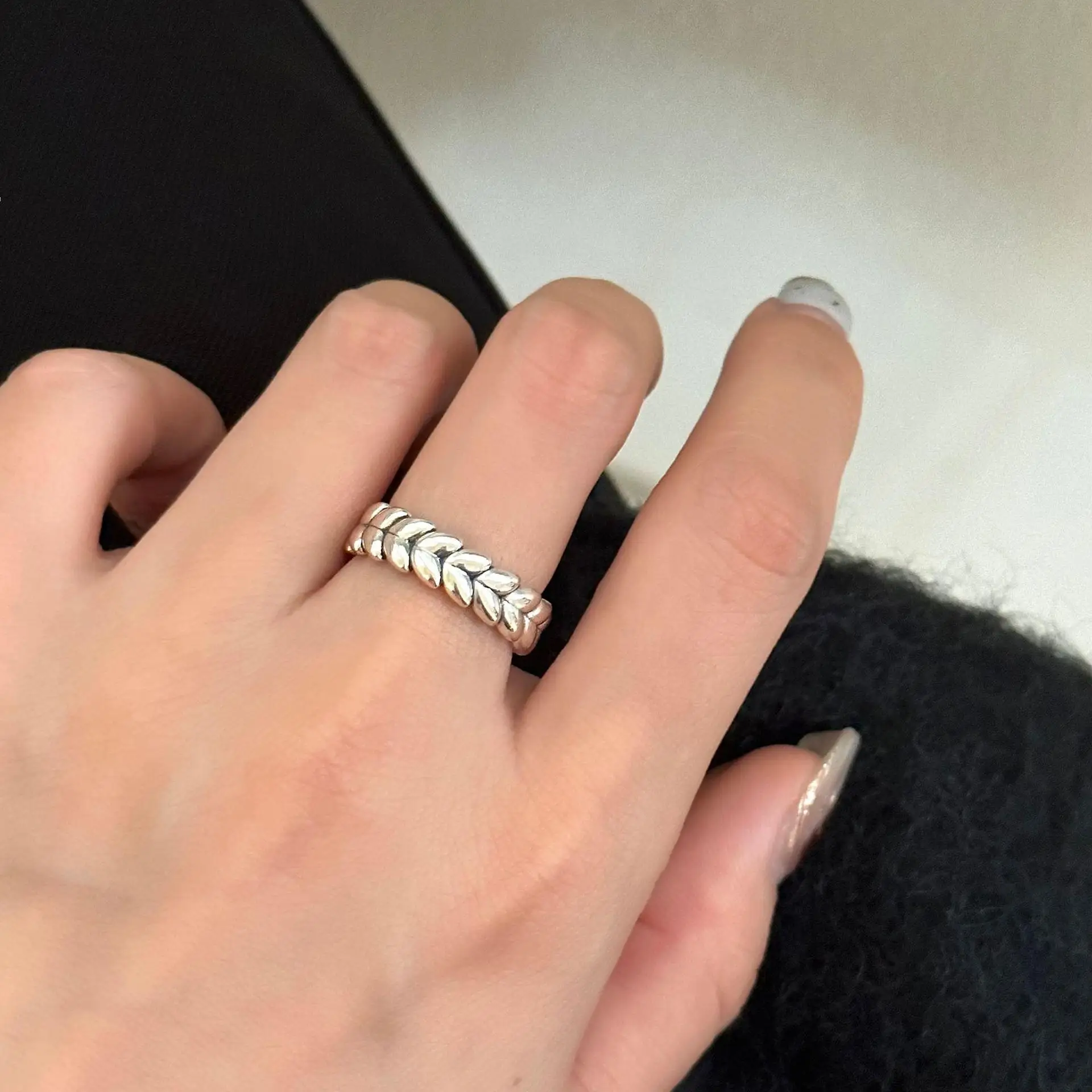 

Dawn's Jewel S925 sterling silver niche INS Wind Wheat retro girl simple high-grade temperament ring anillos