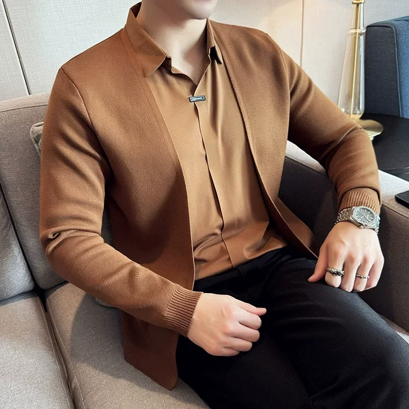 Spring Autumn New Fake 2 Pieces Knitted Cardigan Traceless Shirt Collar Spliced Casual Pullovers Fashion Men Slim Sweater Coats