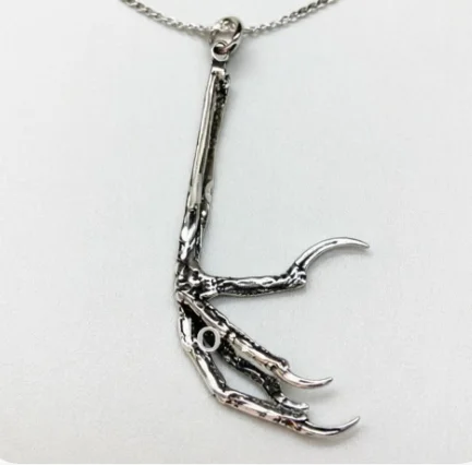 Gothic Claw Talon Necklace Goth Vintage Raven Bird Skull Foot Pendant Punk Jewelry