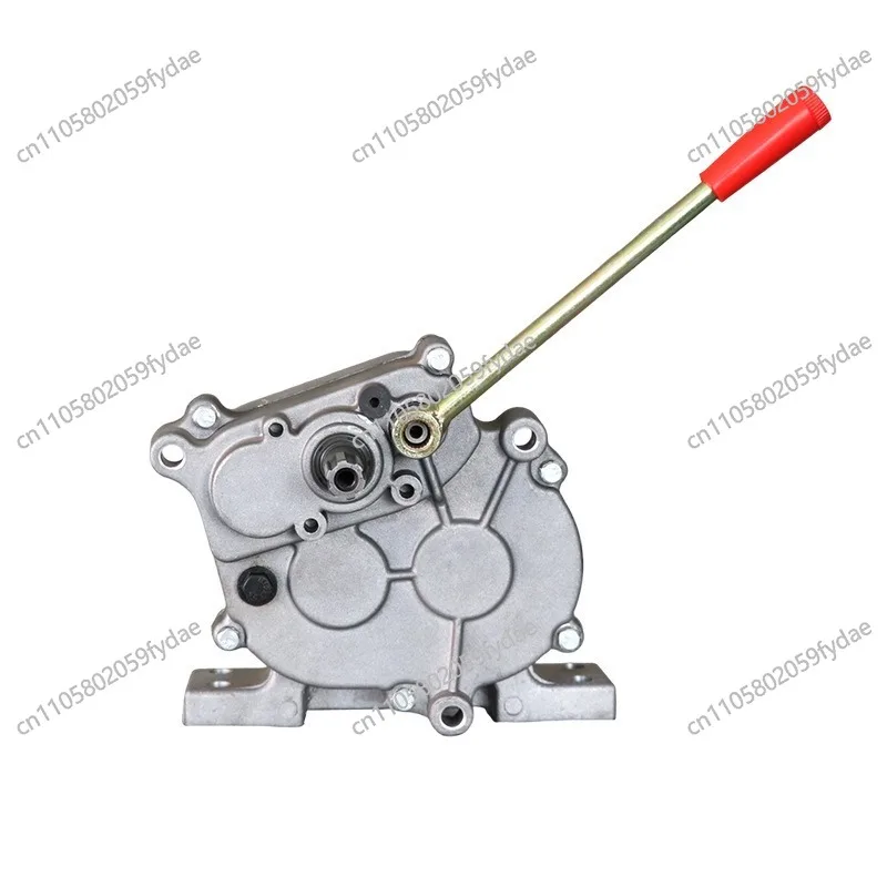 

Запчасти для сельскохозяйственной техники: редуктор для мотокультиватора, овощесажалки, двухступенчатый редуктор с одной обратной передачей