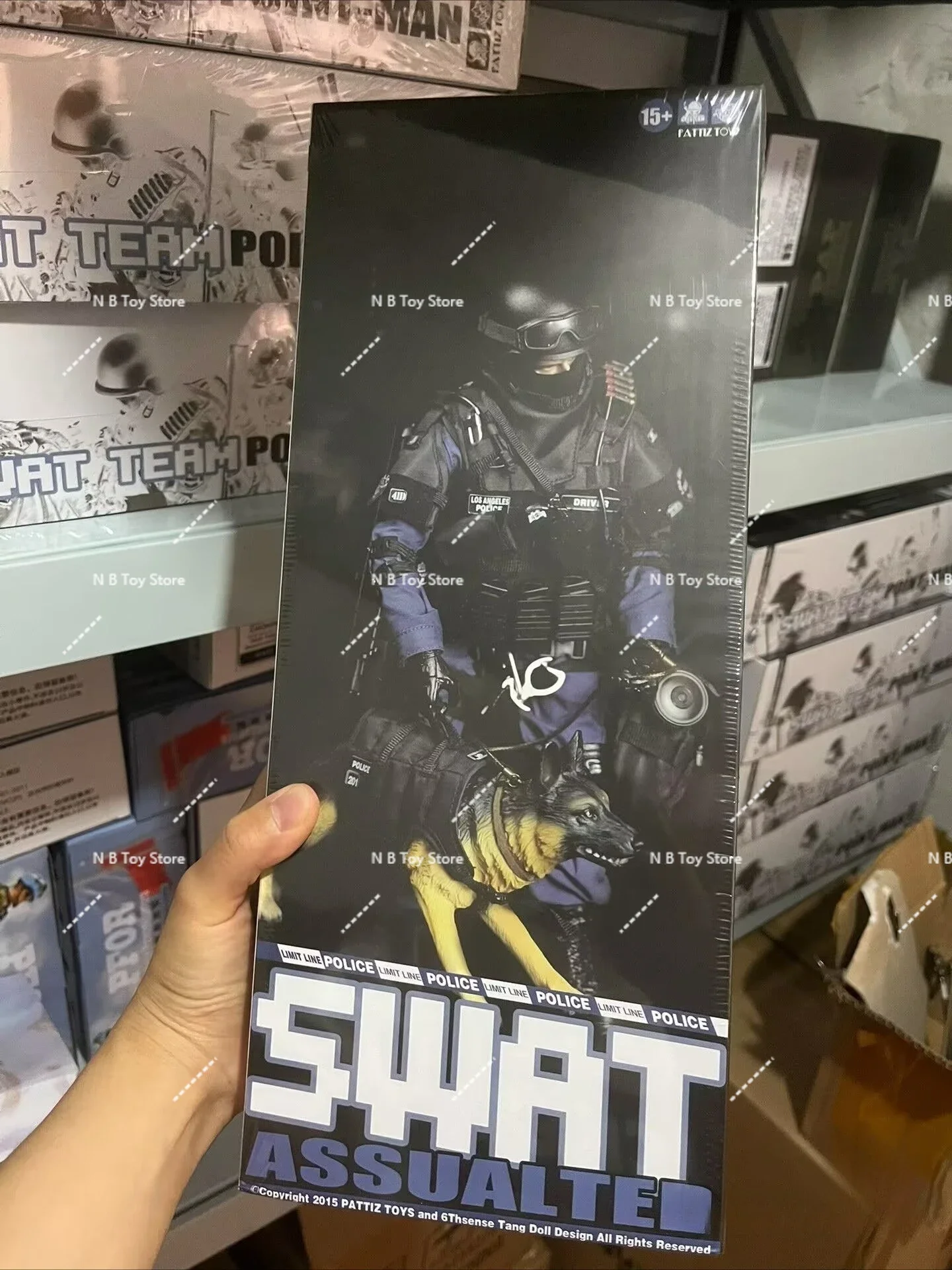 

1/6 Scale Male Soldier SWAT High-end Simulation TE Police Attack Hand Full Set 12inch Action Figure Model Fans Gifts