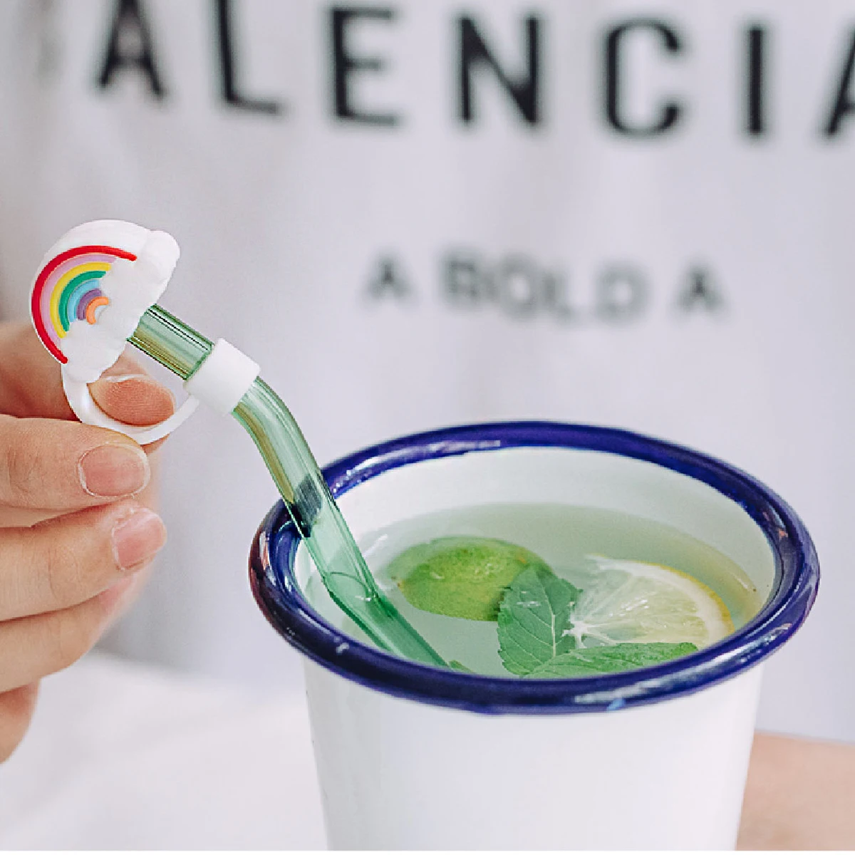 

1pc Silicone Rainbow Straw Cover 6-8Mm Dust-Proof Airtight Seal For Outdoor Reusable Drinking Straw Protector Caps Kitchen Bar