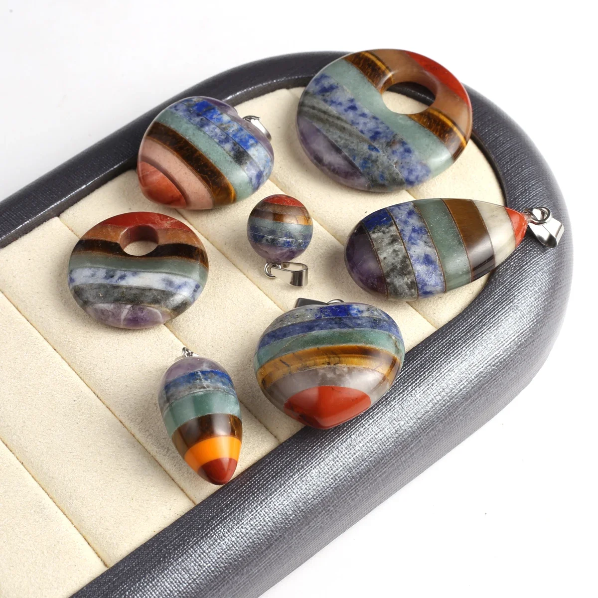 

3pcs/lot Natural Stone Chakras Pendant Mix Style Natural Agates Beads for Women Making DIY Jewerly Necklace Accessories