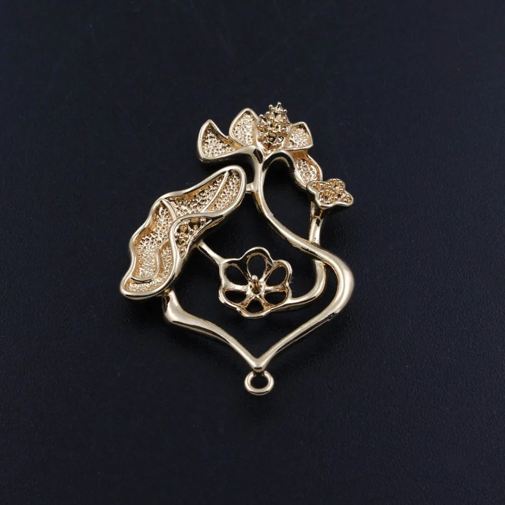 

10pcs Quality Brass Casted Lotus Flower Leaf Pendant Charms Stamping Decoration DIY Handicrafts Pearls Jewelry Accessories