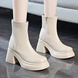 Women's Thick Sole 2024 Hot Selling High Quality Warm Fashion Solid Color Thick Heel Winter High Heel Short Boots Patent Leather