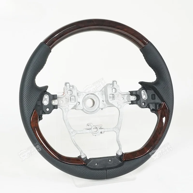 

Руль из ретро-мадагаскарского дерева и плоской кожи для Toyota Land Cruiser LC300 (2022-2025) (Модифицированная деталь)