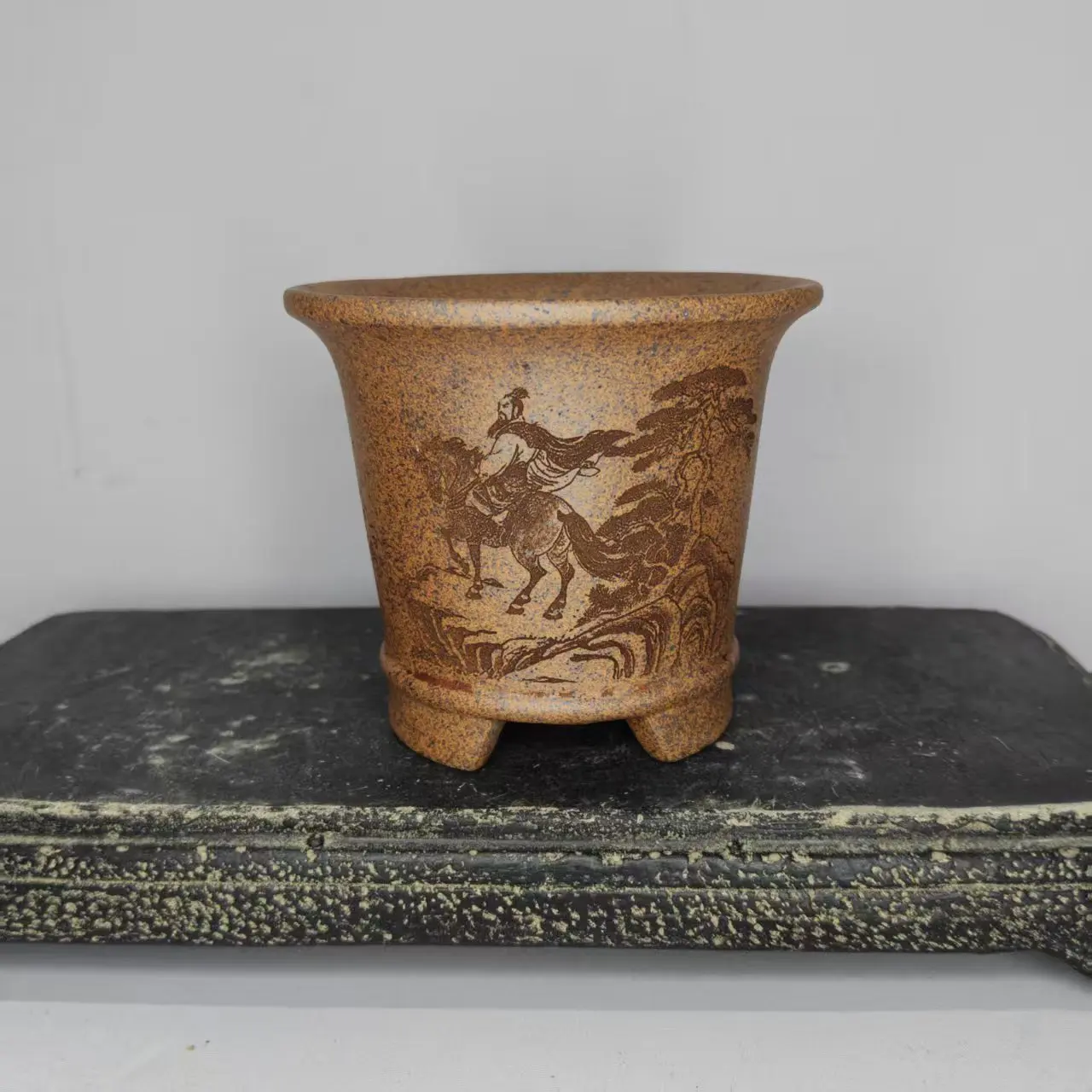 2026 New Desgin Handmade Yixing Gold Clay Unglazed Handcraved Pot
