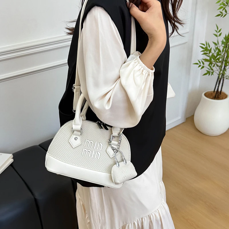 

Stylish Tote Bags Handbag for Women Genuine Leather Spacious and Trendy for Daily Use with Zipper Top