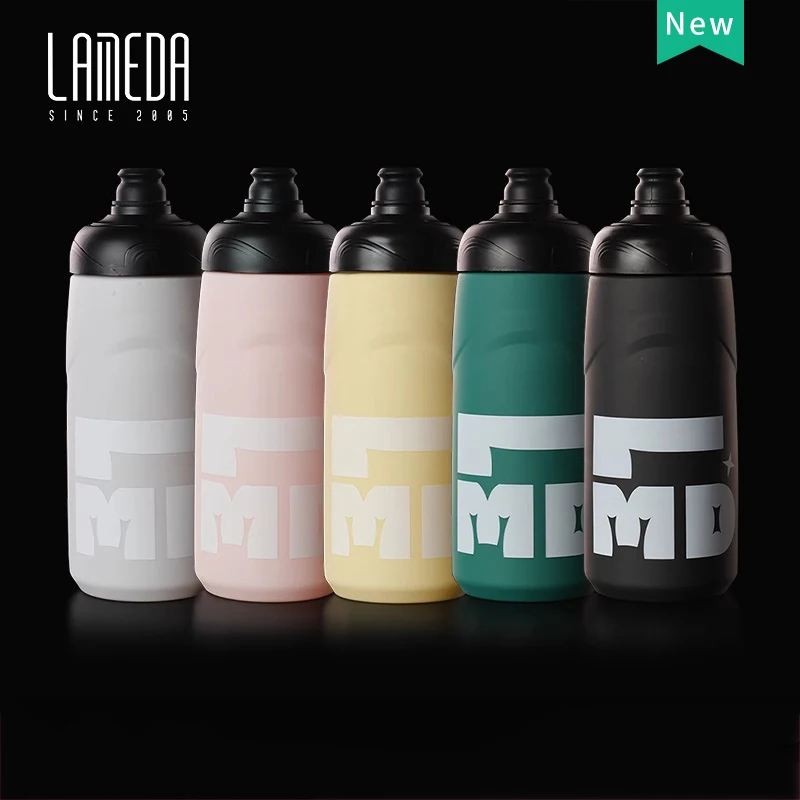 LAMEDA Bicycle Water Bottle 600ML With Dust Cover Outdoor Sport Water Cup Squeeze Water Outlet MTB Road Bike Kettle Cycling Acce