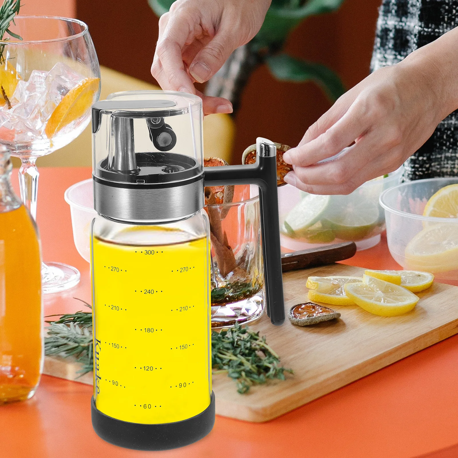 

300Ml Anti-Leak Oil Dispenser Glass Bottle with Curved Nozzle One Hand Operation Smooth Pouring for Kitchen Cooking Soy Sauce