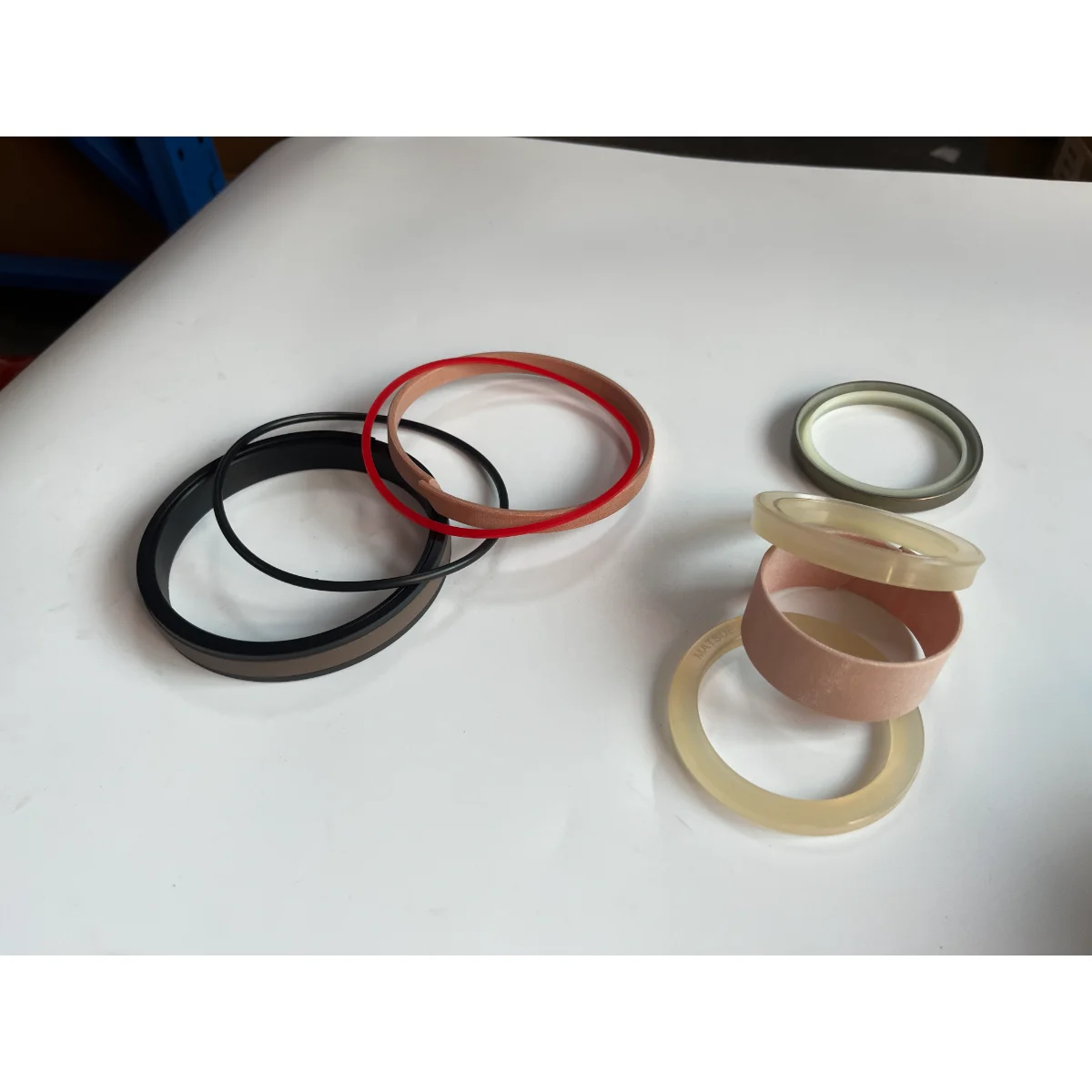 Hydraulic Cylinder Seal Kit 84259226 for 580N Machinery