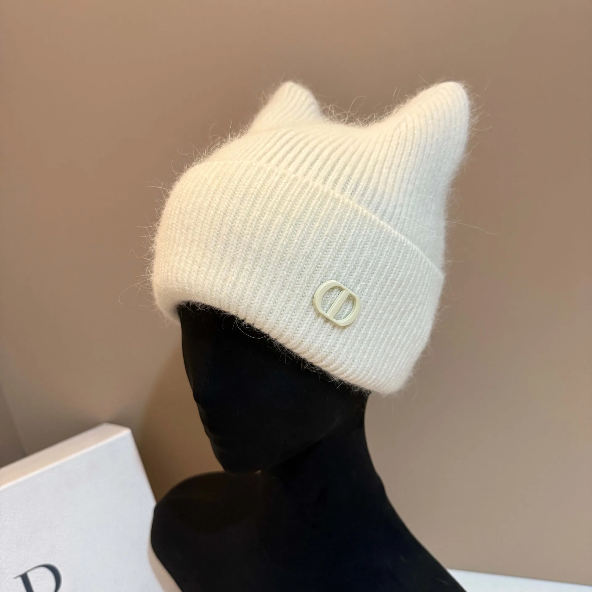 

2026 Women's Rabbit Fur Knit Hat Cat Ear Design Soft Plush Winter Beanie with Ear Flaps Warm Cute Outdoor Skull Cap