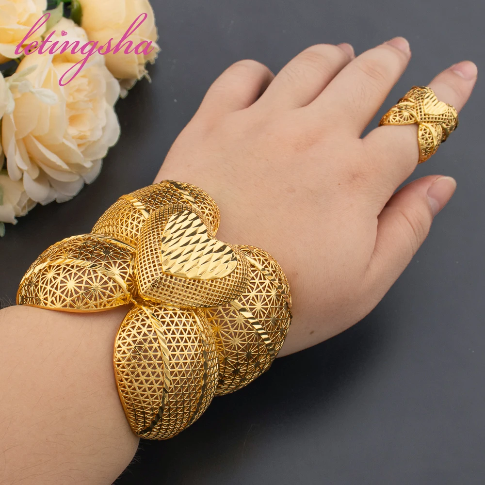 

African Women Copper Big Cuff Bangle with Ring Sets Fashion New Design Large Bracelets Gold Color Jewelry Dubai Party Set