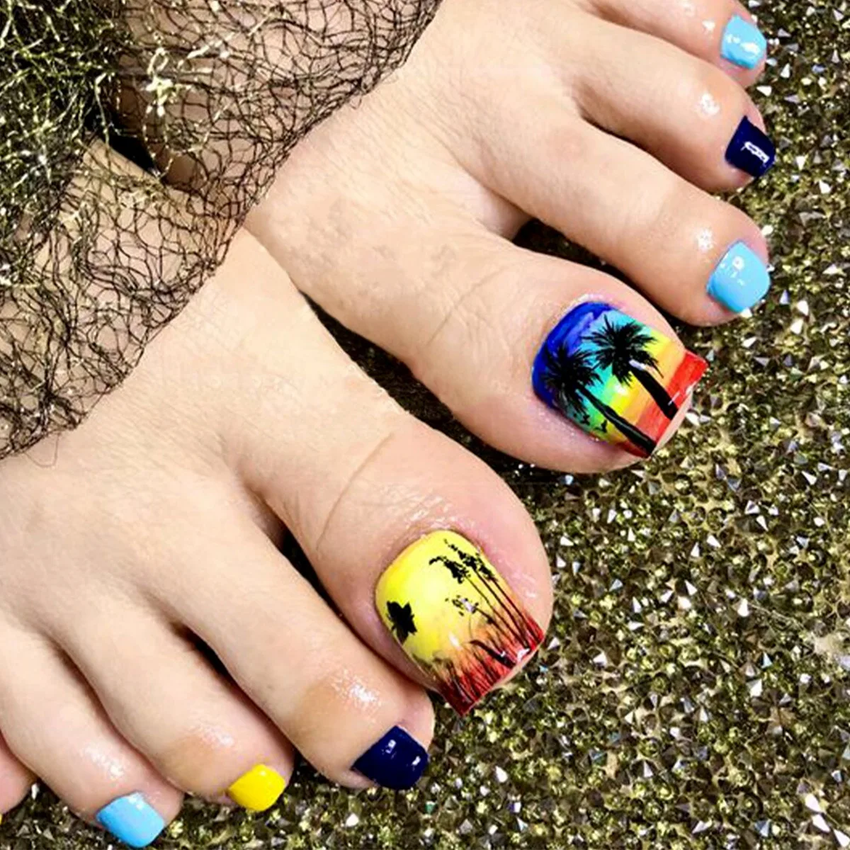 Summer Press on Toenails Colorful Fake Toe Nails with Beach Coconut Tree Pattern Design Full Cover Glossy Acrylic Toenails Stick