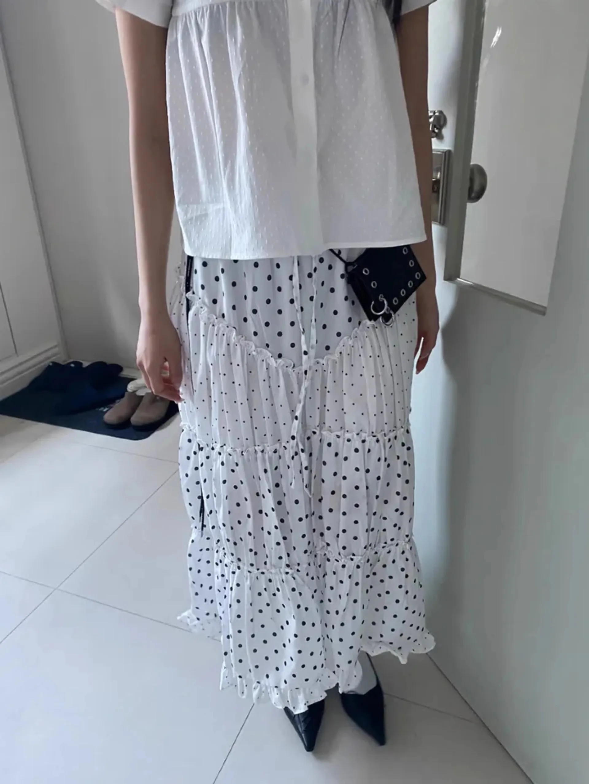 Saia Midi Retrô Oxigênio Girl com Poás, Psada, Renda, Cintura Elástica, Estilo A-line, Crimento Médio, Estilo Urbano, V...