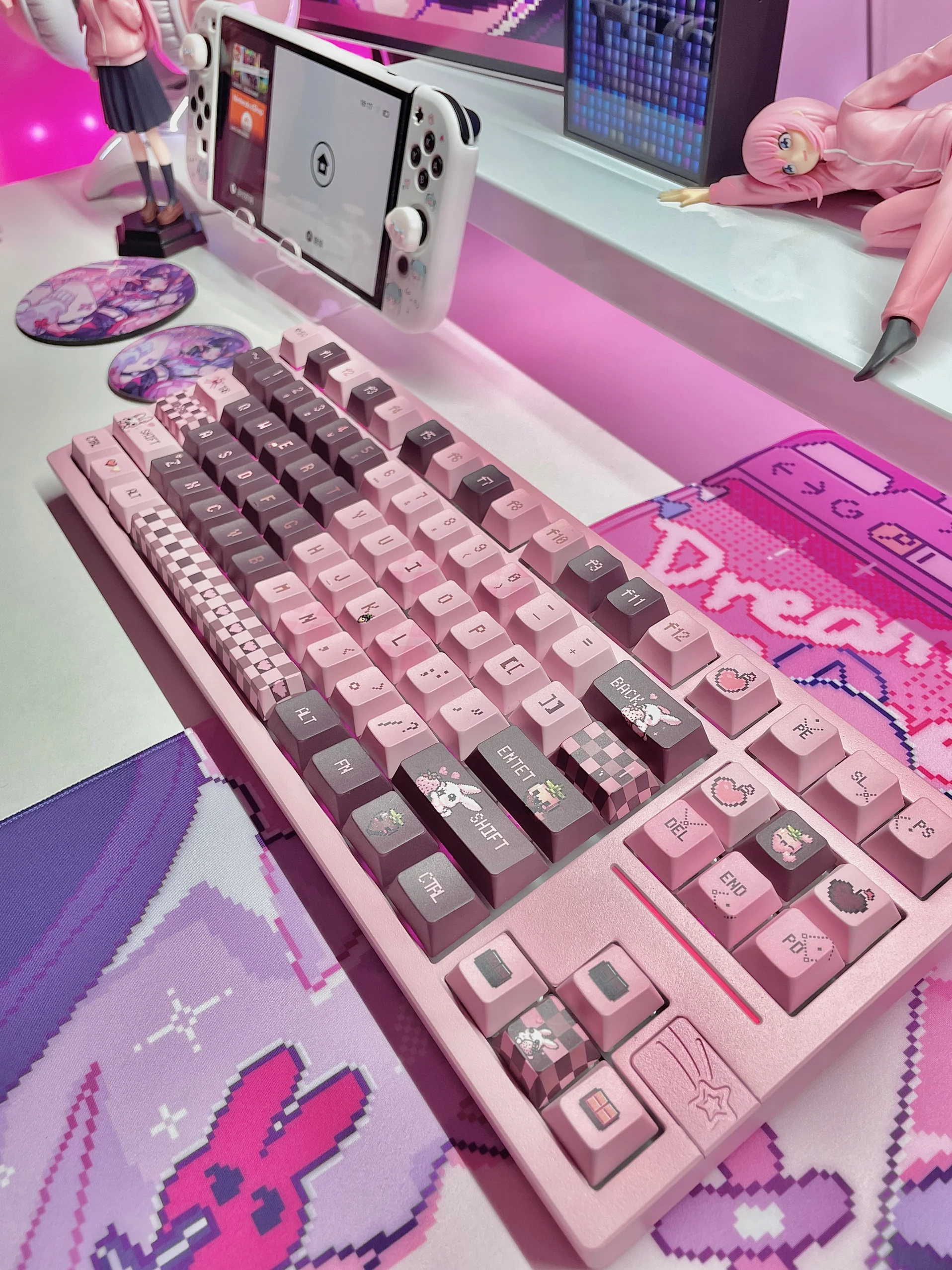 Comer uma morango keycap pixel vento split teclado rosa café morango keycap duas cores combinando doce vento fresco original eoa