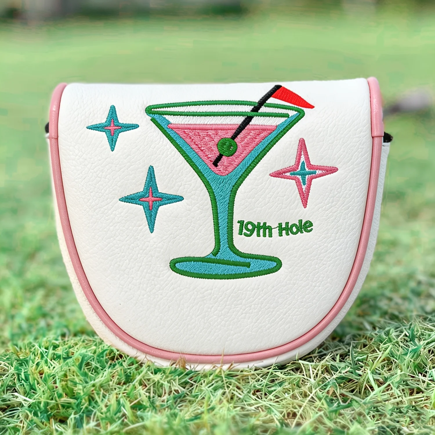 1pc Putter Head Cover with Juice Cup Pattern - Magnetic Closure PU Shell with Fluffy Lining and Cute Cartoon, Fashionable