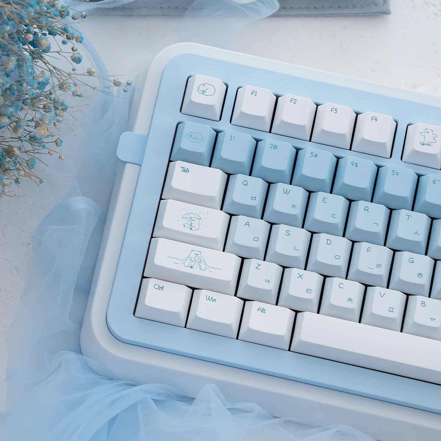 Polar Bear Keycaps Dye-Sub Cherry Profile PBT Keycaps Gradient Blue Cute Keycaps Korean Keycaps For MX Mechanical Keyboard
