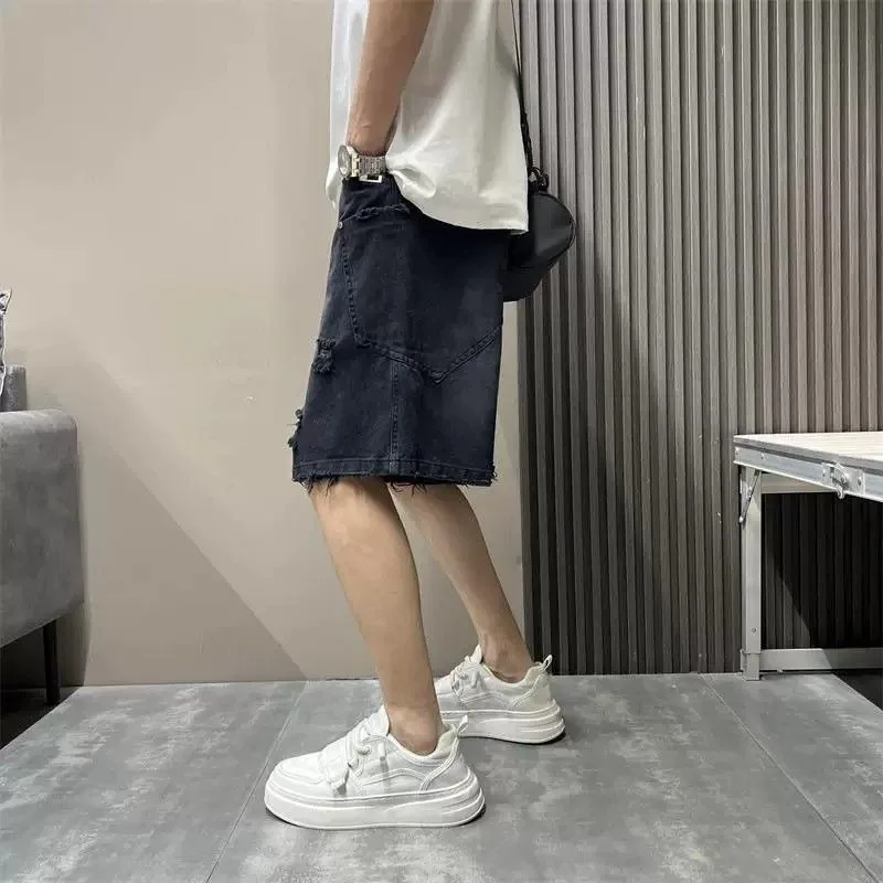 Men's Ripped Raw Edge Denim Shorts Loose Straight Fit Casual Five Point Distressed Jeans