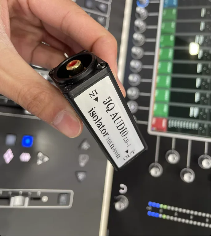 

LB-1600: 10K балансный в несбалансированный аудиоконвертер в лотос Частотная характеристика: 20-20 кГц Совершенно новый на складе