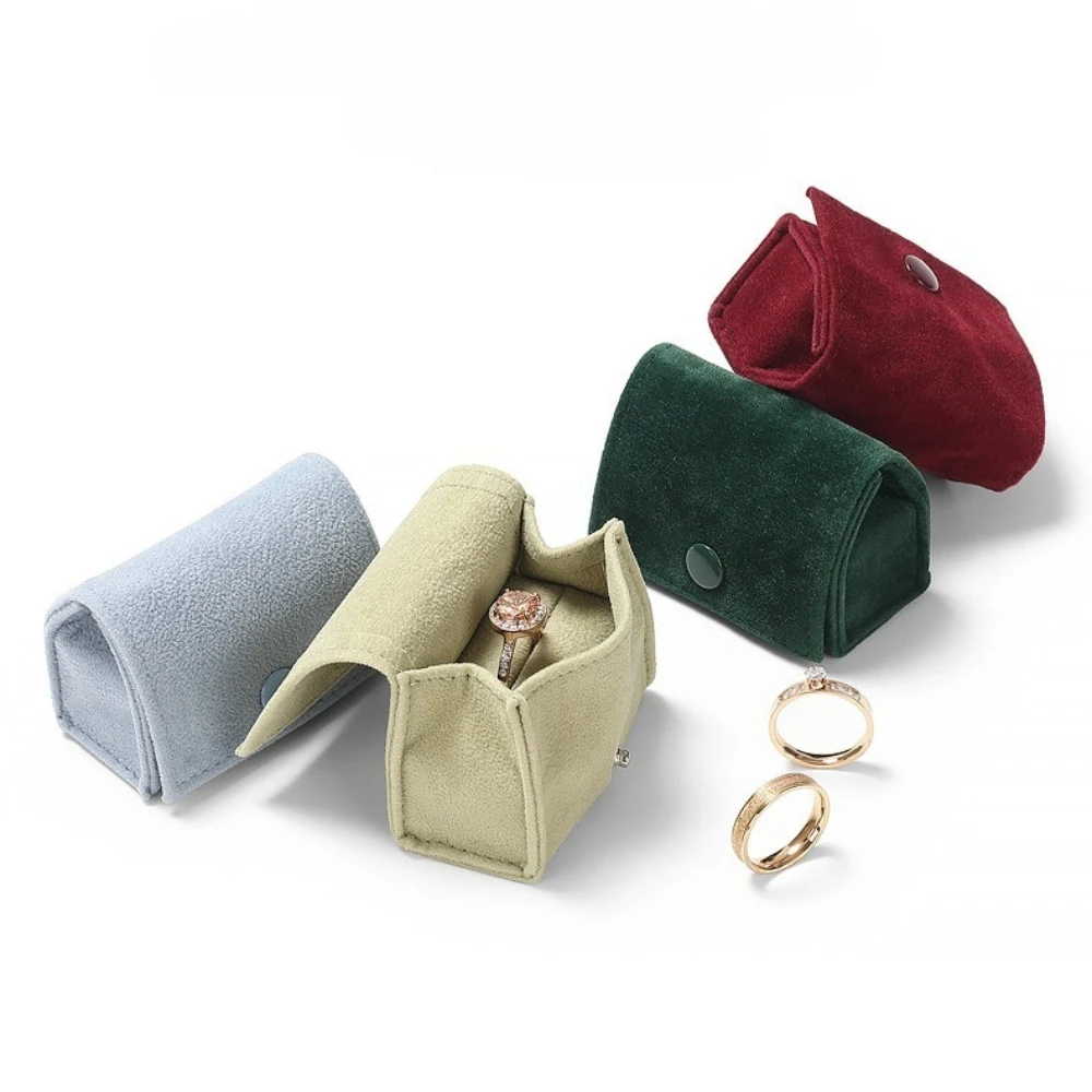 

Миниатюрная замшевая шкатулка для украшений, компактная дорожная портативная сумка-органайзер для колец, бархатный мешочек, простая шкатулка для хранения украшений