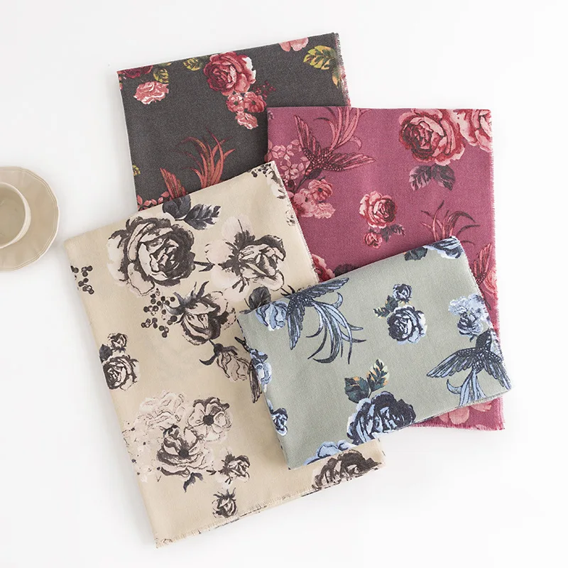 

Autumn and Winter Atmosphere Rose Print Imitation Cashmere Shawl European and American New Women's Commuting Warm Scarf