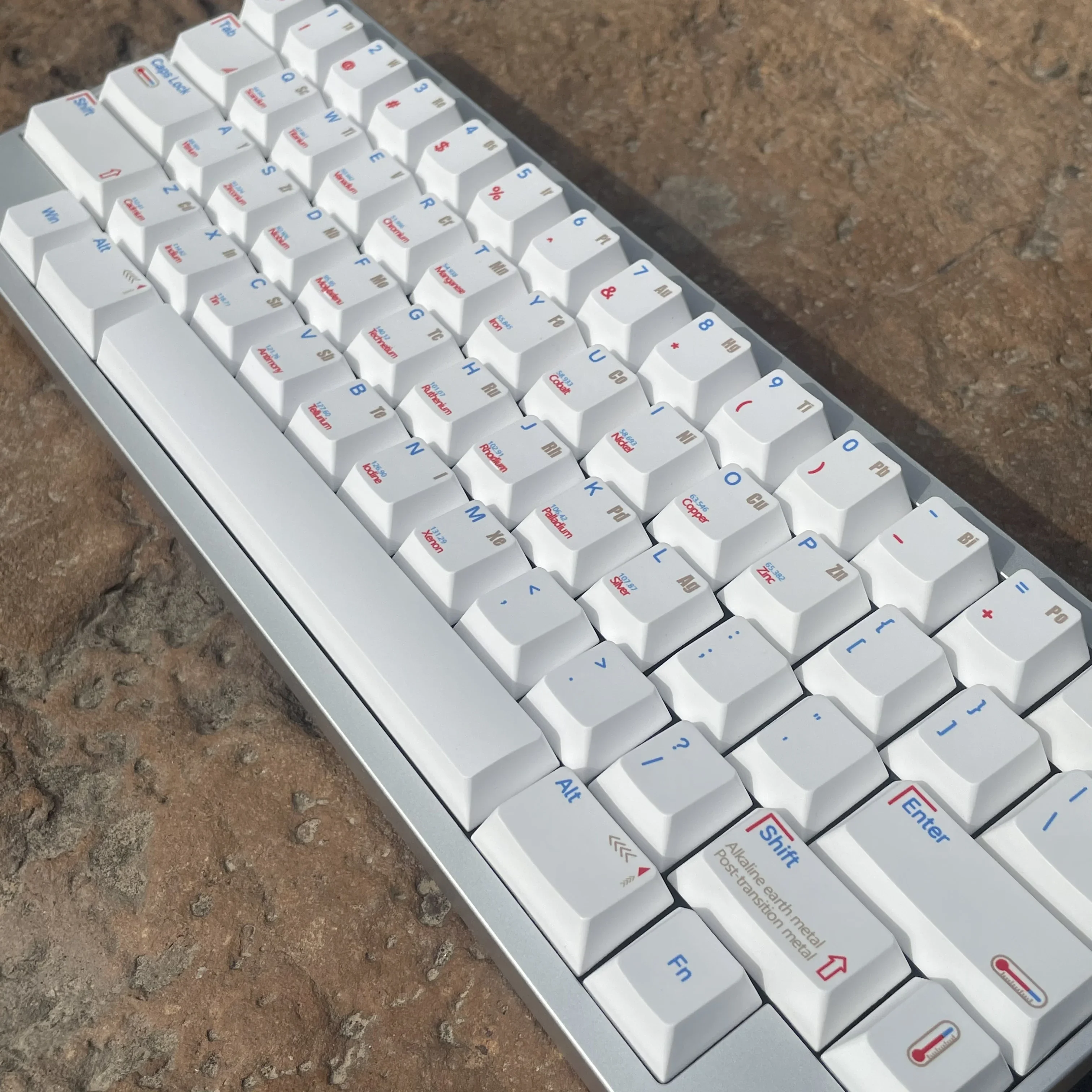 周期表キーキャップカスタマイズされたメカニカルキーボードキーキャップ PBT オリジナル高さ 144 キー