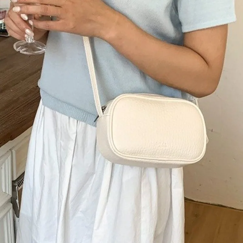 

Стильная женская кожаная сумка-тоут для молодых девушек, высококачественная классическая винтажная сумка через плечо в парижском стиле, повседневная сумка-мессенджер, очаровательная.