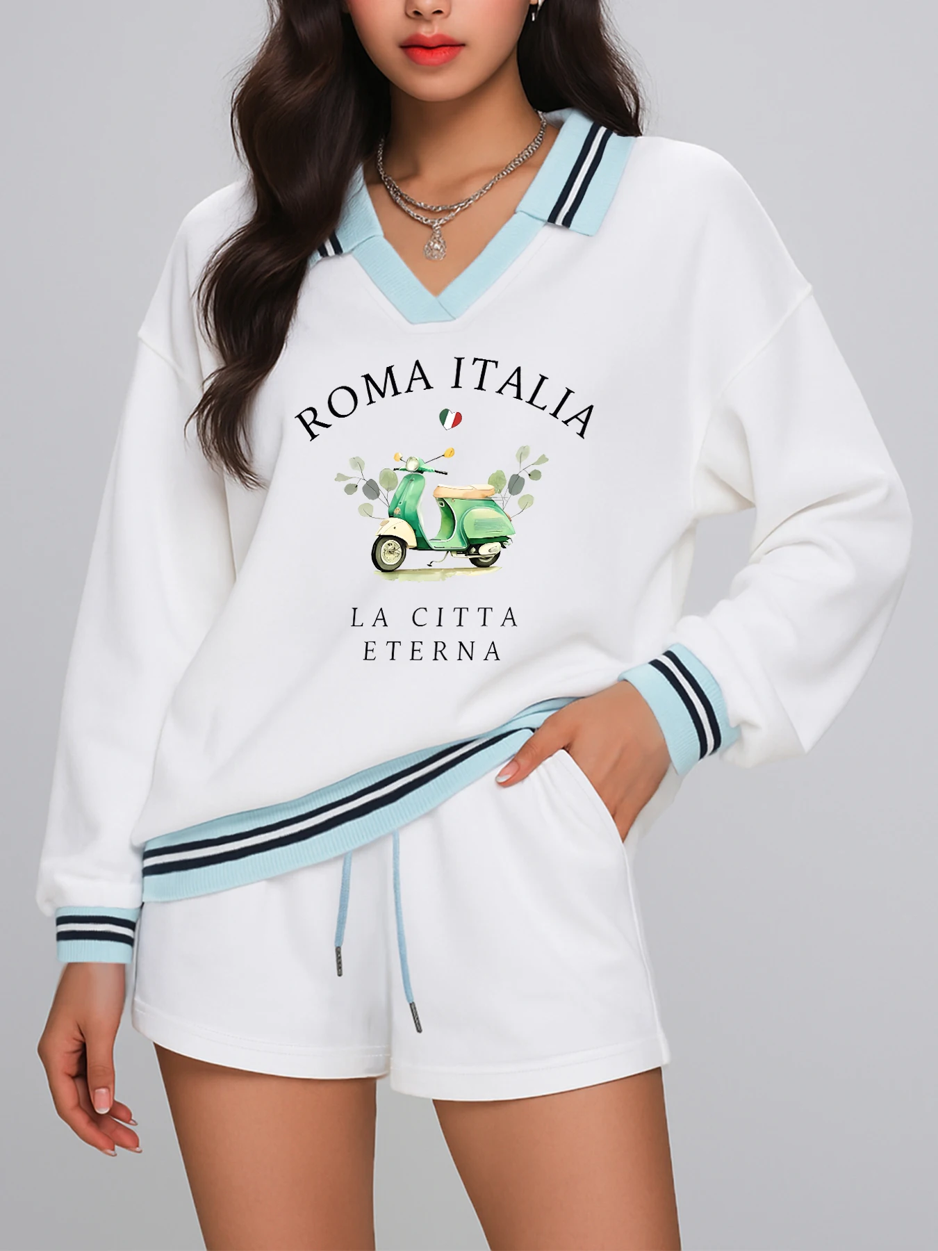 

Повседневный костюм в американском студенческом стиле для женщин, осенний спортивный костюм с лацканами и длинными рукавами, шорты на шнурке, костюм из двух предметов