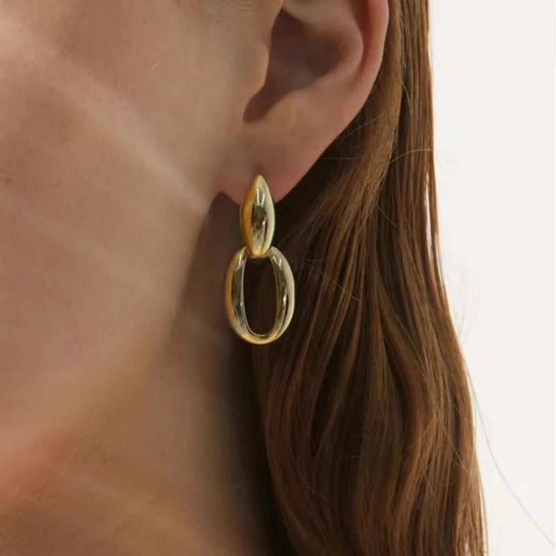 New Fashion Oval Hanging Earrings for Women Gold Color Metal Hollow Water Drop Statement Ladies Dangle Earrings New In brincos