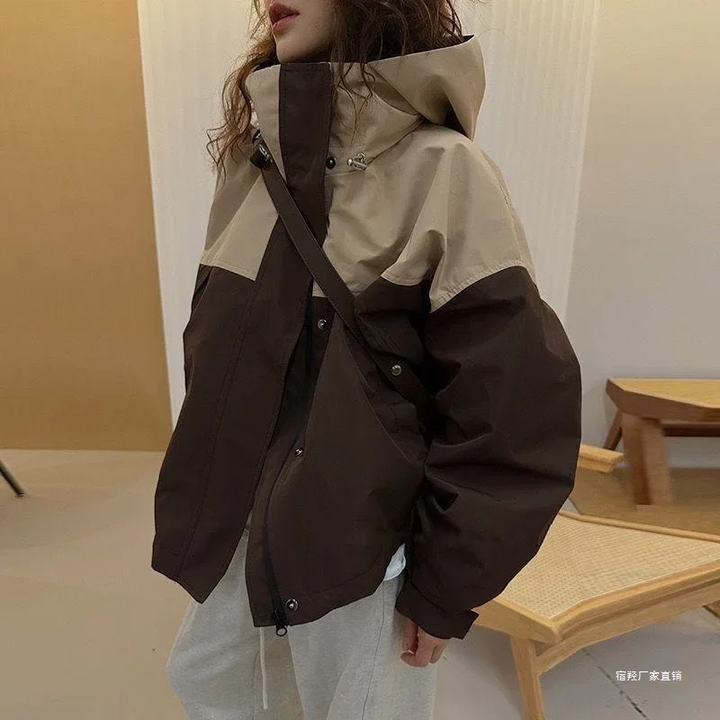 

Новинка 2023 года, осенняя повседневная куртка контрастного цвета, женская высококачественная короткая повседневная свободная универсальная корейская женская куртка с капюшоном